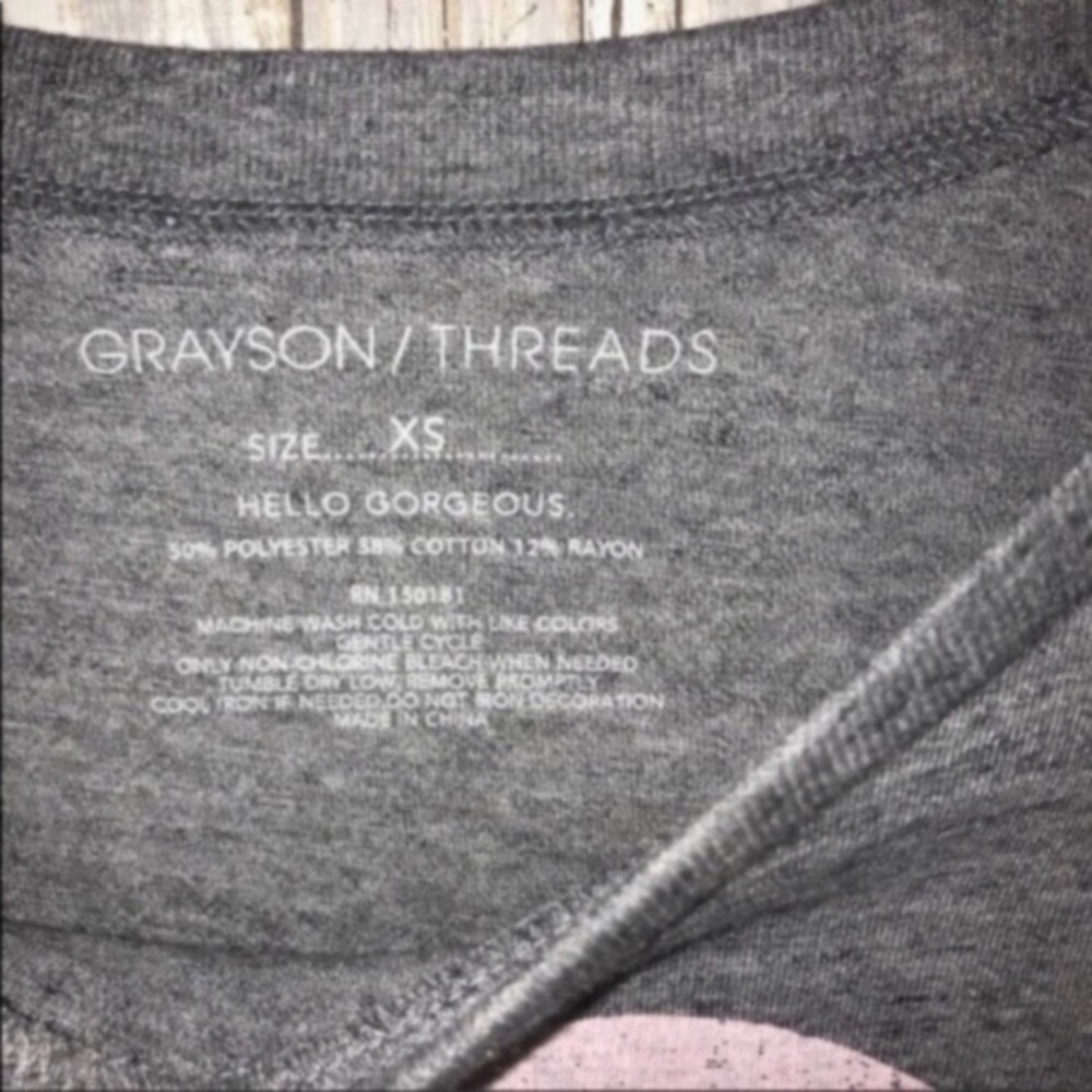 NWT Grayson Threads Vampire Fangs Tee - Picture 4 of 5